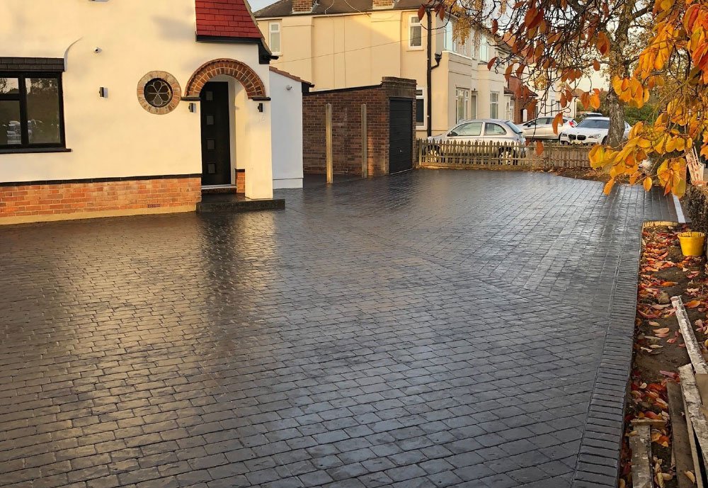 TM Groundworks & Landscaping